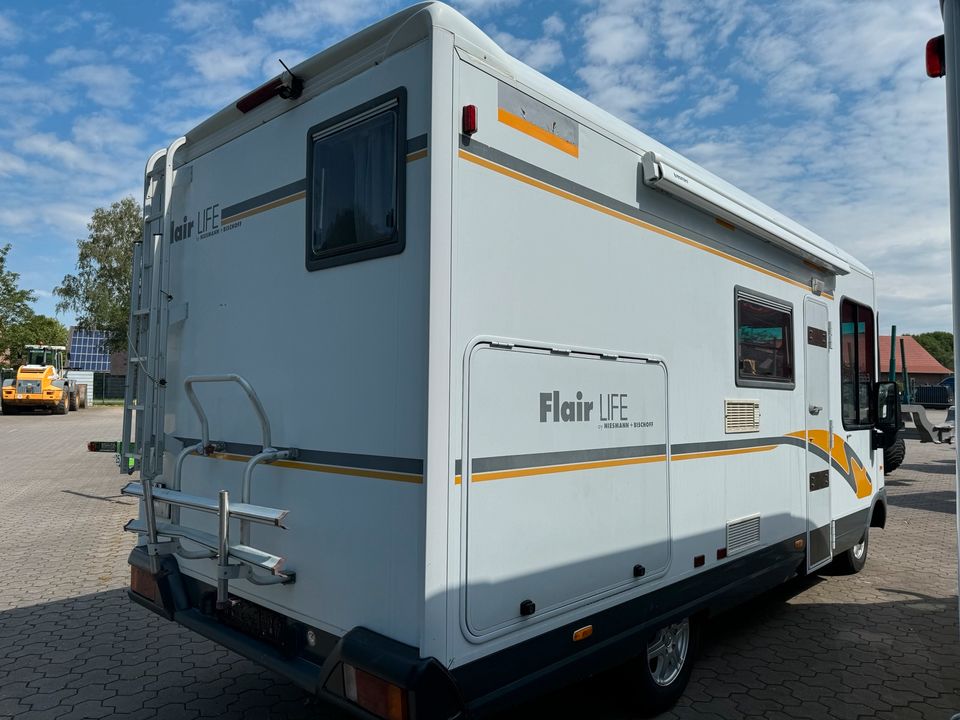 Fiat Ducato 2,5 ,3 Personen.Wenig Km, TÜV/Gas/ AU neu,Vollintegr. in Bocholt