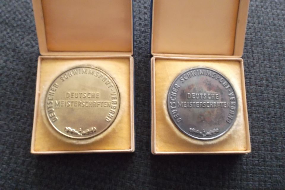 Medaillen 1961 Deutscher Meister Schwimmen in Gosen-Neu Zittau