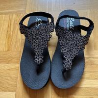 Skechers from Cali Größe 39 Sandale Zehentrenner NP 39,99 Euro Baden-Württemberg - Rangendingen Vorschau