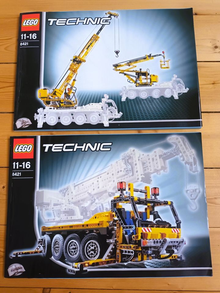 LEGO Technic - 8421 Mobile Crane (Kranwagen/Schwerlastkran) in Berlin