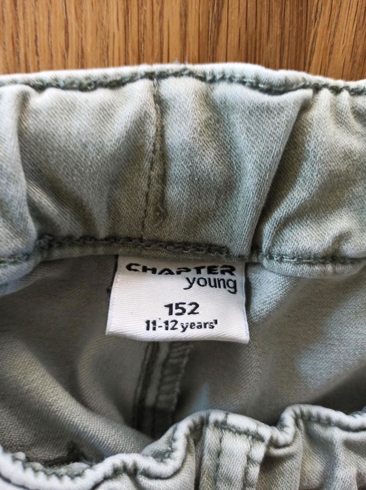 Kinder Shorts Gr. 152 in Jade