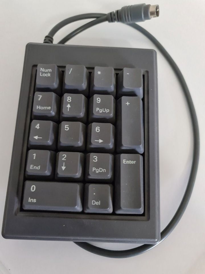 Noname Computer Zahlentastatur extra NEU mit 5pol Anschluß in  Nordrhein-Westfalen - Gelsenkirchen | Weiteres PC Zubehör gebraucht kaufen  | eBay Kleinanzeigen ist jetzt Kleinanzeigen