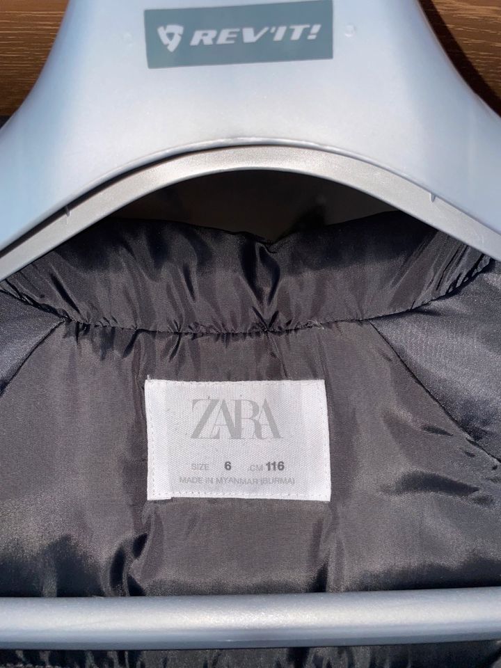 Zara Kinder Winterjacke in Rostock