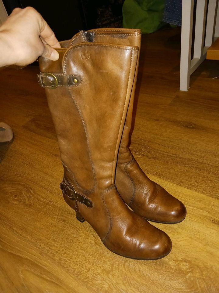 Stiefeletten in Kösching