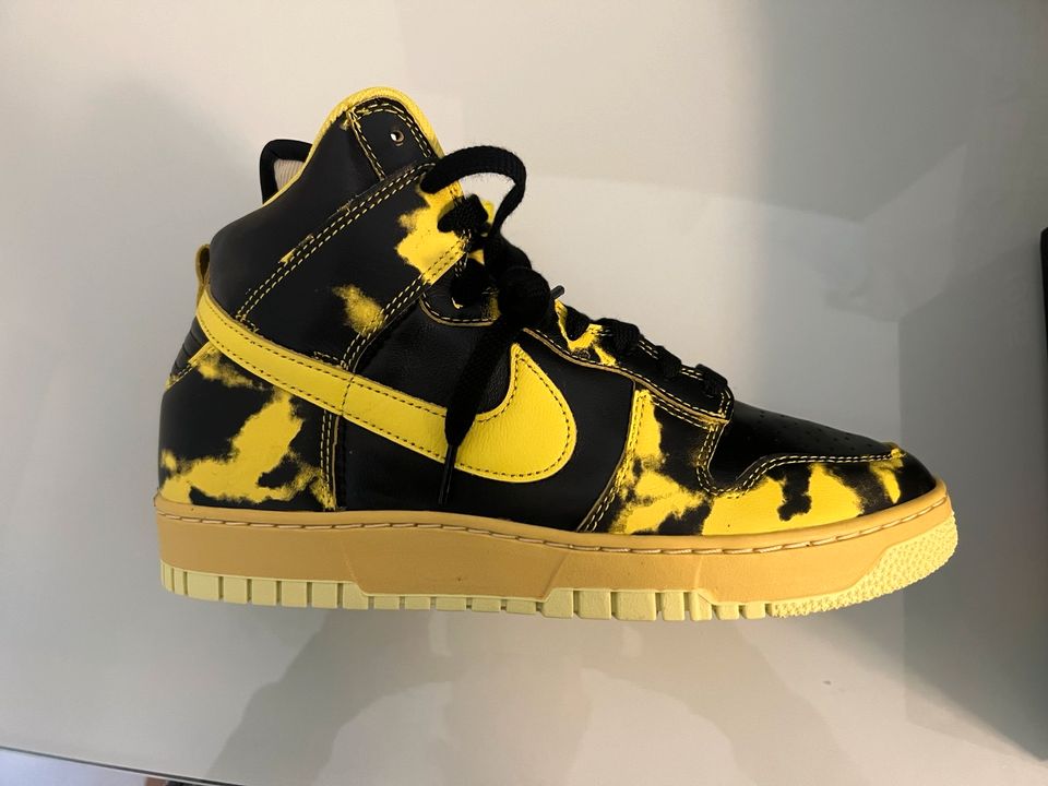 Nike Dunk HI 1985 Black/ Yellow Strike in Monheim am Rhein