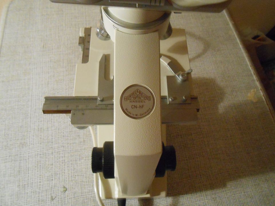 Hertel & Reuss ( Kassel ) Mikroskop CN-hF, Binokular,mit Zubehör in Estenfeld