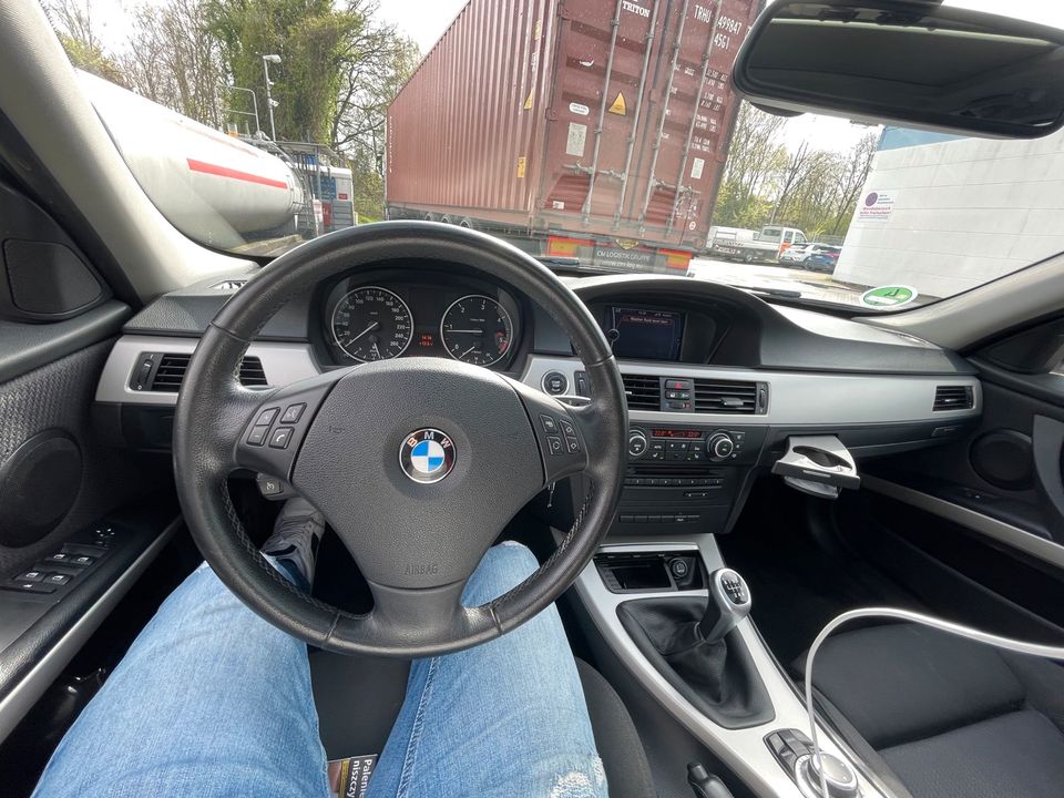Bmw 320d e91 in Hannover