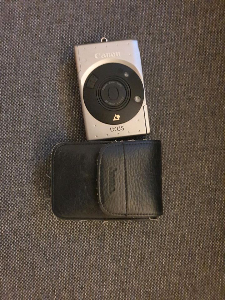 Canon IXUS APS Kompaktkamera in Witzenhausen