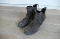 Damen Schuhe Stiefeletten Pier One Wildleder Gr. 38 Grau Hessen - Gießen Vorschau
