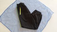 *TOP* winddichte Sporthose schwarz neon H&M 110/116 Nordrhein-Westfalen - Lindlar Vorschau