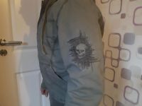 Coole Winter Jacke Skull Totenkopf khaki Gr.M wie Neu Niedersachsen - Osteel Vorschau