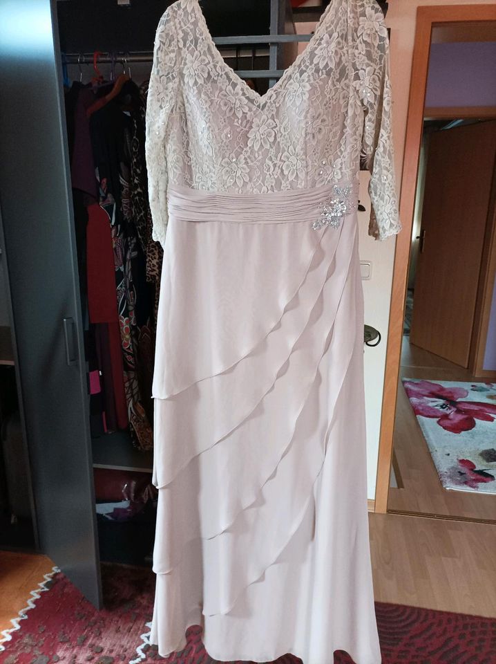 Abendkleid, lang in Quakenbrück