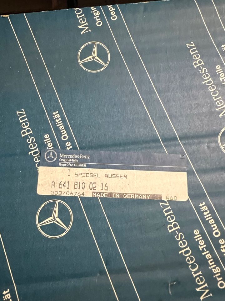 Mercedes-Benz A6418100216 A6418100116 sowie Gläser 0008116933 in Gaggenau