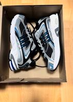 Adidas CL Response Sneaker Größe 38.5 – neuwertig Nordrhein-Westfalen - Solingen Vorschau