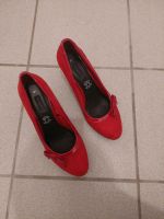 Bugatti High Heels gr.41 Nordrhein-Westfalen - Brilon Vorschau