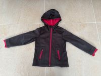 Softshelljacke schwarz rot 110/116 Nordrhein-Westfalen - Hennef (Sieg) Vorschau