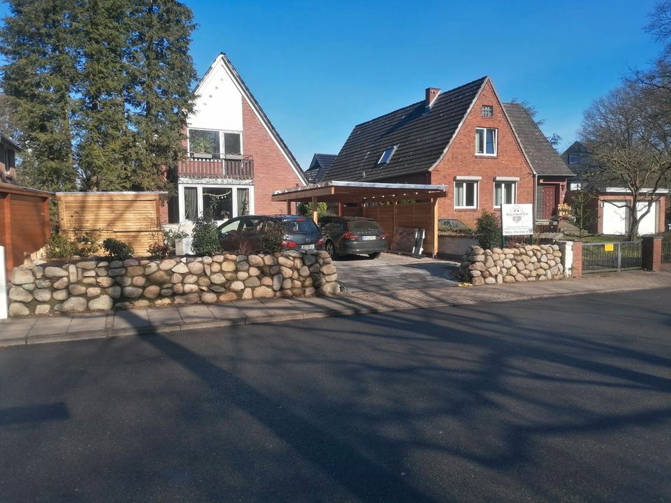 Gartenbau Pflasterarbeiten Terrassenbau  Wegebau Gartenpflege Galabau Mauerbau  Zaunbau Teichbau Poolbau Gartenarbeit  Baggerarbeiten Erdarbeiten Garten und  Landschaftsbau in Himbergen