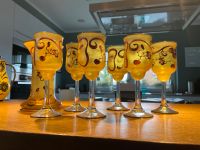 Jugendstil Weinkaraffe mit 6 Weingläsern, handbemalt Nordrhein-Westfalen - Krefeld Vorschau