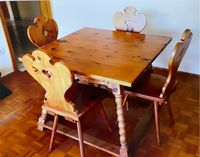 alter Tisch mit Schublade und 4 passende Stühle Zirbenholz Zirbe Bayern - Fuchsmühl Vorschau