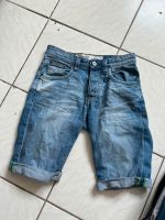 Herren Hose Kurze Shorts Größe 28 Nordrhein-Westfalen - Oberhausen Vorschau