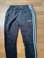 Adidas Jogginghose Größe XS/S Niedersachsen - Hameln Vorschau