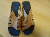 Sandale Damen, beige, Gr. 39, Leder, gebraucht Bayern - Fürstenzell Vorschau