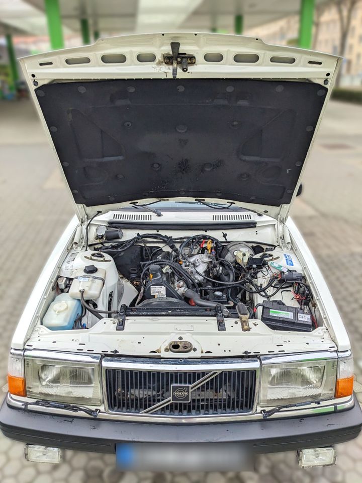 Volvo 240 GL in Dresden