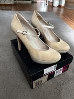 Buffalo Pumps High Heels beige weiß 40 Kid Suede Wildleder Thüringen - Erfurt Vorschau