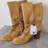 NEU - ungetragen - Damen Stiefelette ZARA Gr. 40 Leder Niedersachsen - Schüttorf Vorschau