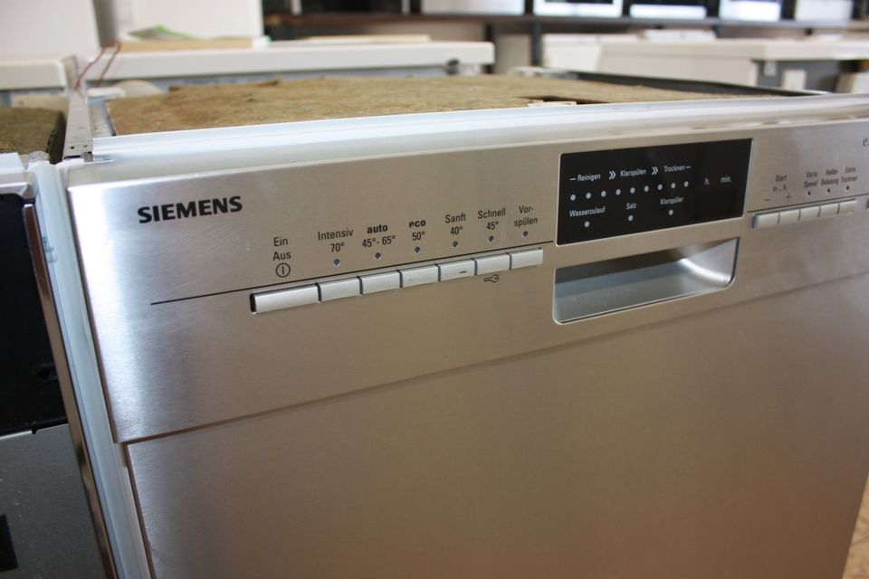 Siemens Geschirrspülmaschine A+/60cm.12 Monate Garantie. in Dortmund