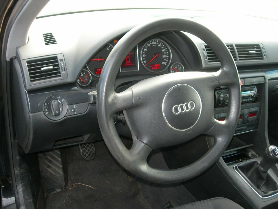 Audi-A4 (2002)  an Sammler !!! in Ehingen (Donau)