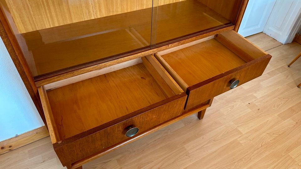 Vintage: top Highboard, Vitrinenschrank 60er, Lieferung möglich in Plauen