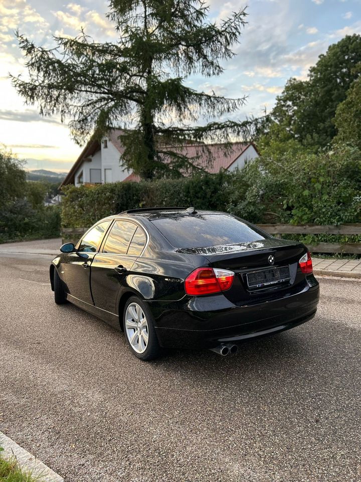 BMW 330D *xDrive*TÜV neu* in Neumarkt i.d.OPf.