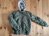 H&M Pilotenjacke mit Kapuze * neu * Hansestadt Demmin - Völschow Vorschau