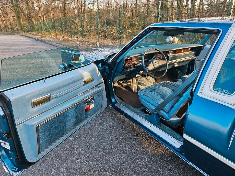 Oldsmobile Toronado Brougham 6,6l V8 Bigblock, Cadillac, US Car in Lüdenscheid