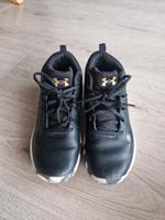 Sneaker in der Größe 38 zu verkaufen Marburg - Wehrda Vorschau