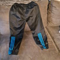 Jungen Adidas Trainingsanzug Gr. 140 wenig getragen blau/schwarz Bremen - Huchting Vorschau
