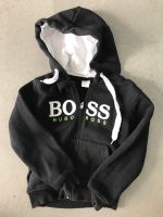 Sweatjacke von Hogo Boss Gr. 110/116 Top Zustand Stuttgart - Wangen Vorschau