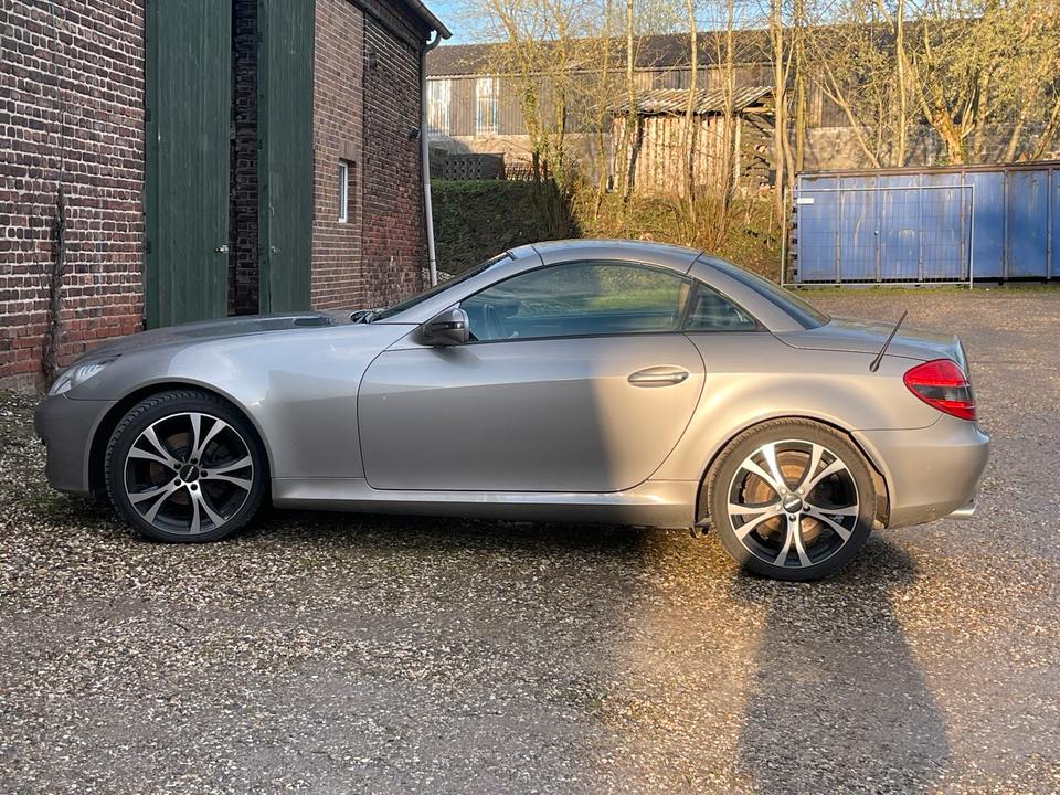 SLK 280 Roaster, Cabrio, AMG Ausstattung, TÜV 2027, Facelift in Ratingen