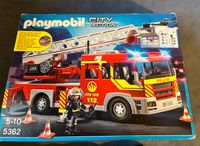 Playmobil City Action Feuerwehr - Leiterfahrzeug mit Licht  5362 Hessen - Baunatal Vorschau