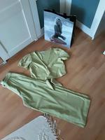 Hollister Bluse Gr.M  Hose Gr. W 28 2 Teile Nordrhein-Westfalen - Bottrop Vorschau