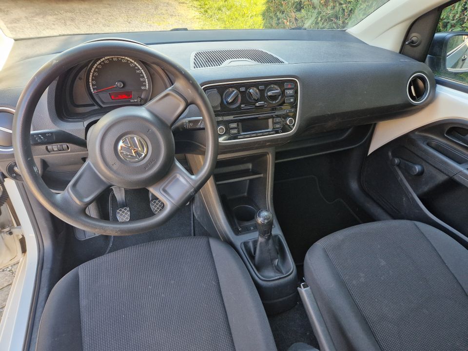 VW Up BJ 2016, 70.000 km in Oerlinghausen