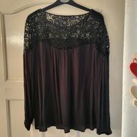 Shirt mit Spitzenbesatz Bodyflirt Gr. 48 Schleswig-Holstein - Glückstadt Vorschau