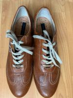 Tommy Hilfiger Leder Sneaker Gr. 41 Hessen - Oberursel (Taunus) Vorschau