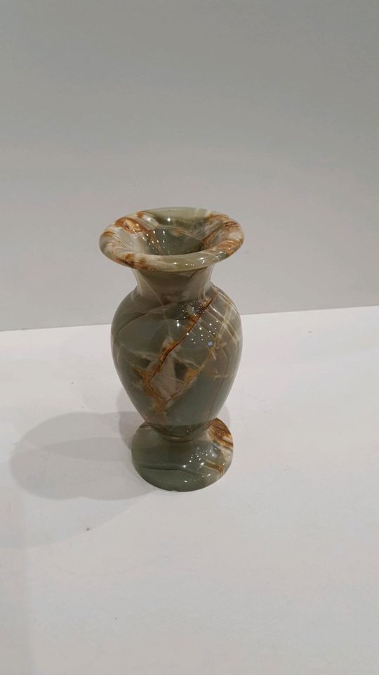 Onyx Marmorvase  ca.13.5 hoch in Waldkraiburg