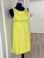 Versace Sommer Kleid gelb trendy Farbe Lemon gelb Bayern - Pliening Vorschau