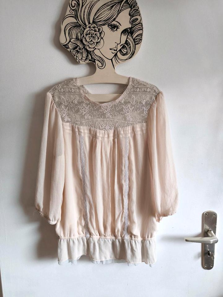 Damen Kleiderpaket Romantik Spitze Bluse Shirt top M 38 rosa in Mendig