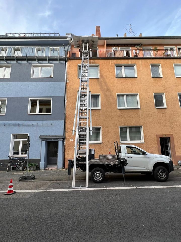 Möbelaufzug. Möbellift mieten! Schrägaufzug mit BergerService-NRW. in Köln