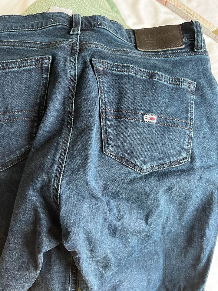 Tommy Hilfiger Jeans „Nora“ 27 in Budenheim