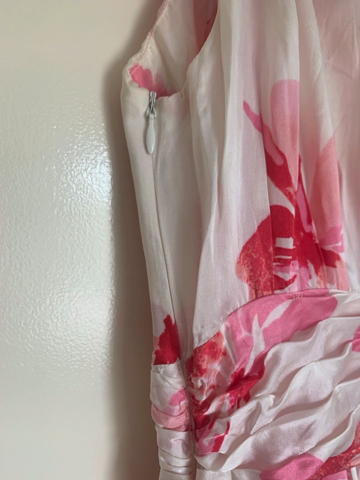 Wunderschönes Seidenkleid 34/36 von Sintesis Mallorca weiß pink in Stolberg (Rhld)